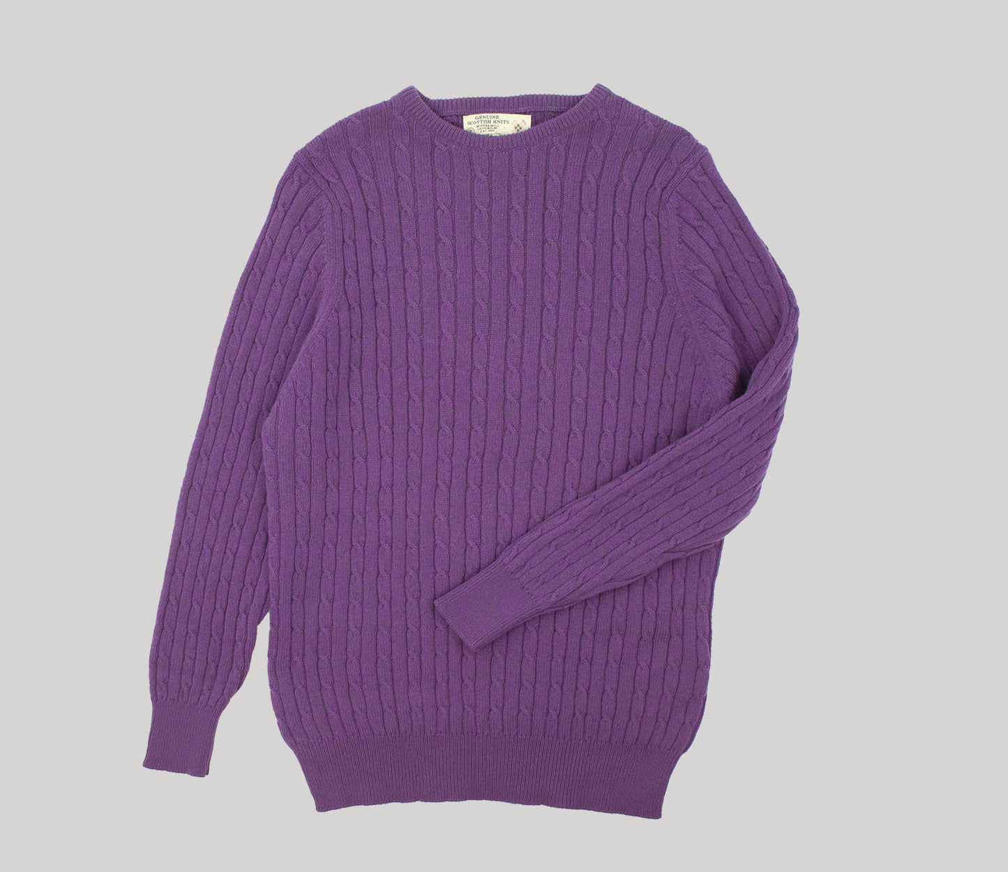 Geelong Lambswool Cable Crew Neck Jumper in Aubergine