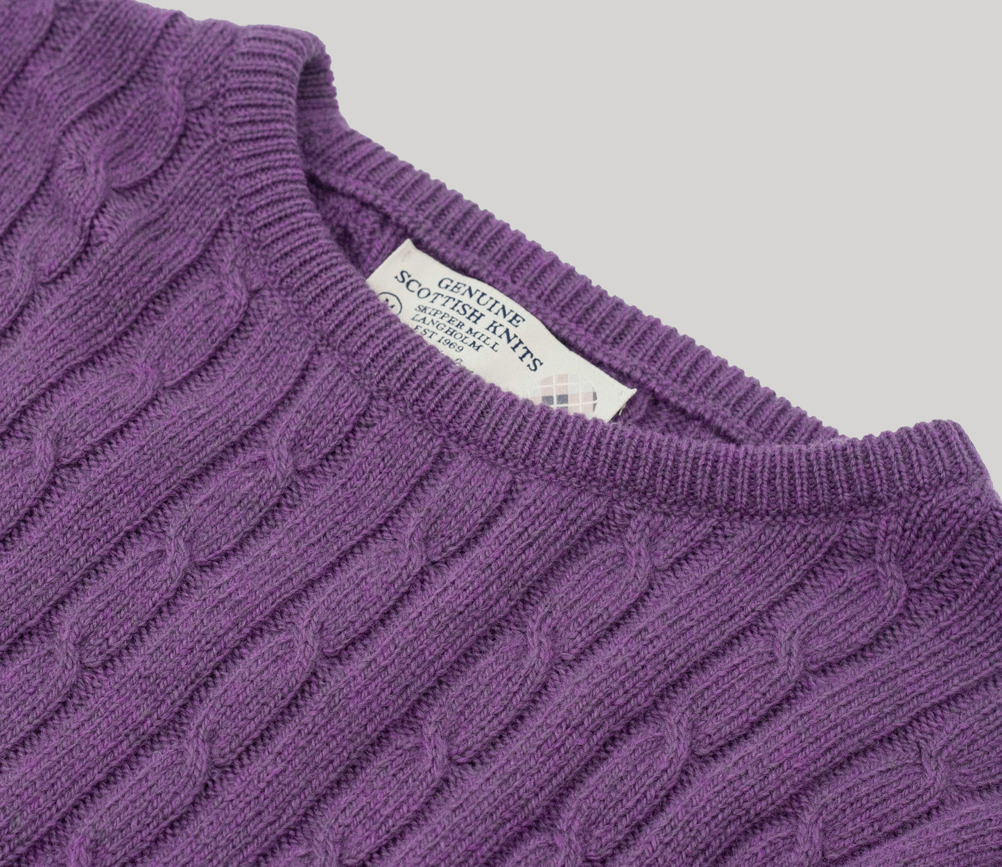 Geelong Lambswool Cable Crew Neck Jumper in Aubergine