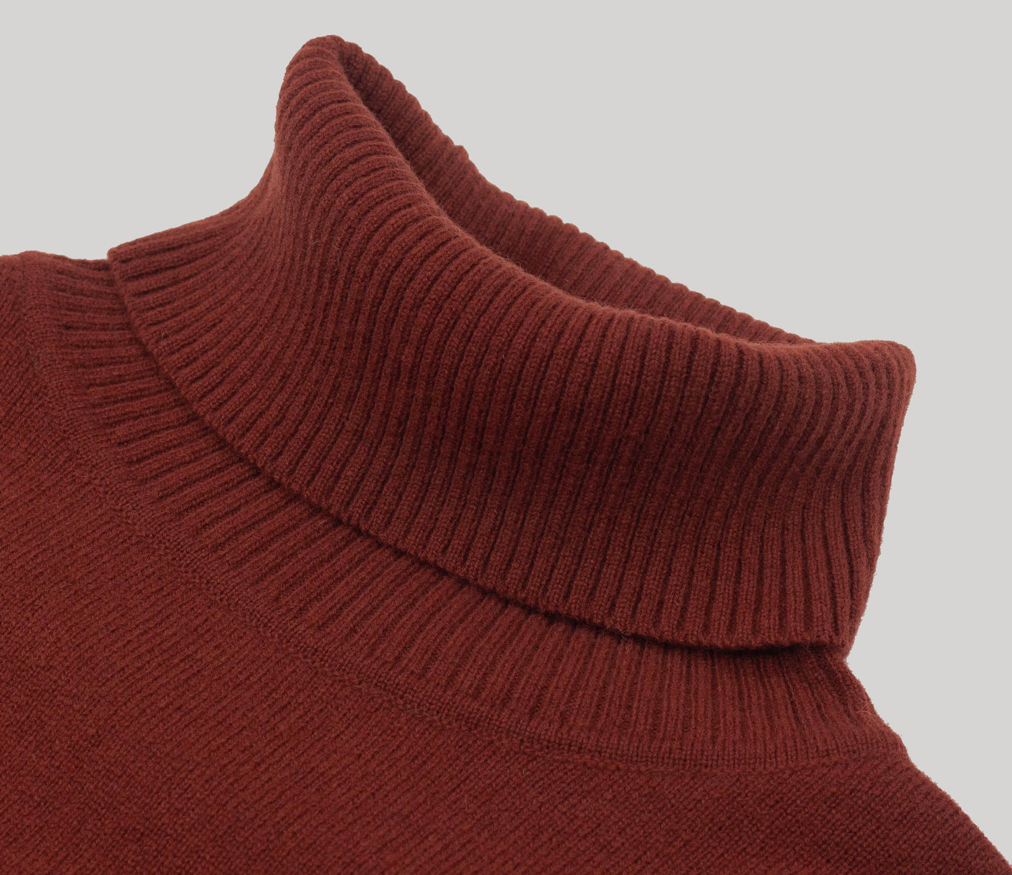 Cashmere Geelong Roll Neck Jumper in Russet