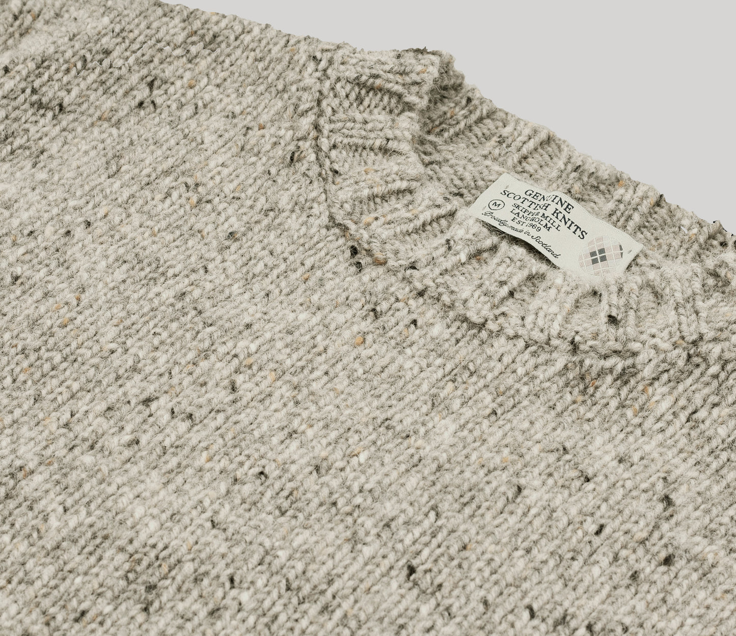 Chunky Donegal Wool Crew Neck Jumper in Silver Tweed