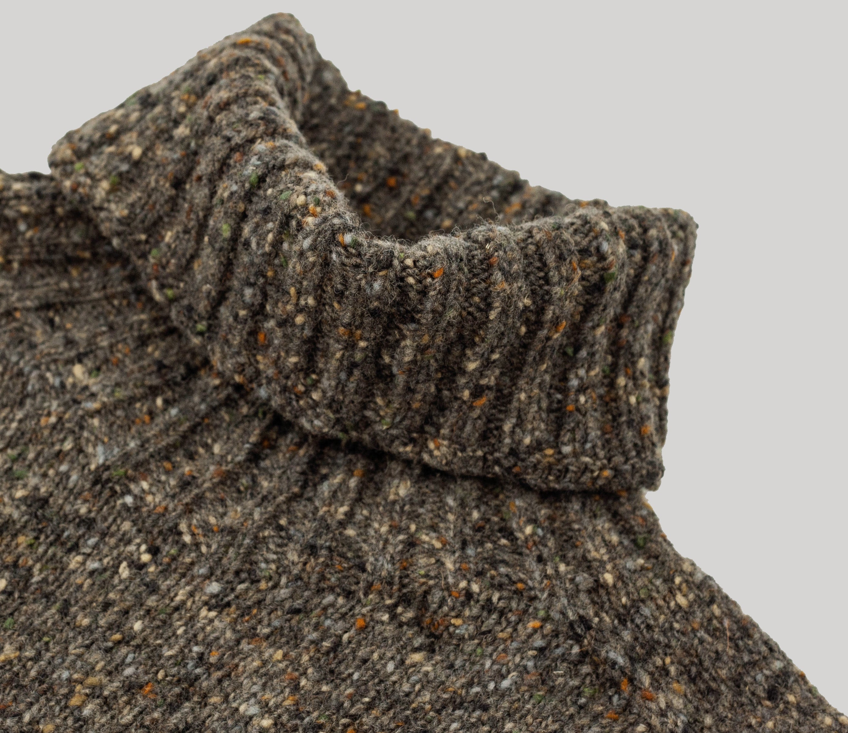 Merino wool store roll neck