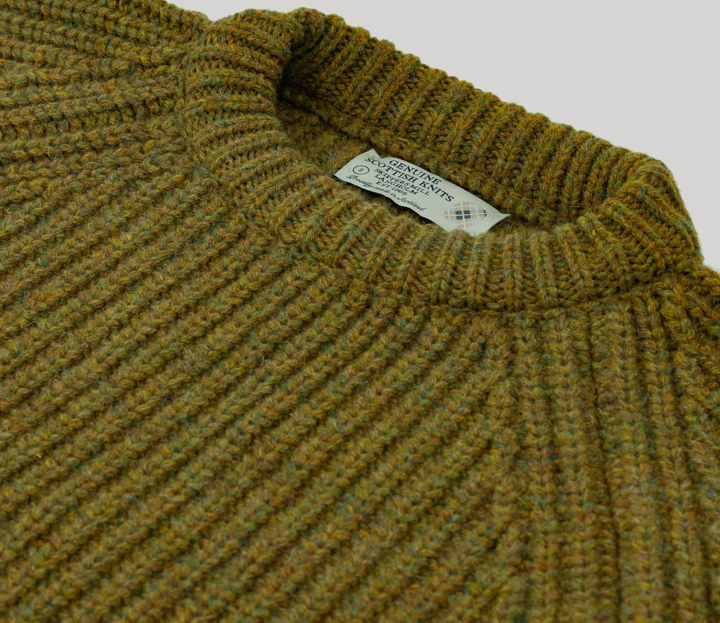 Chunky Wool Fisherman Crew Neck Jumper in Moorland