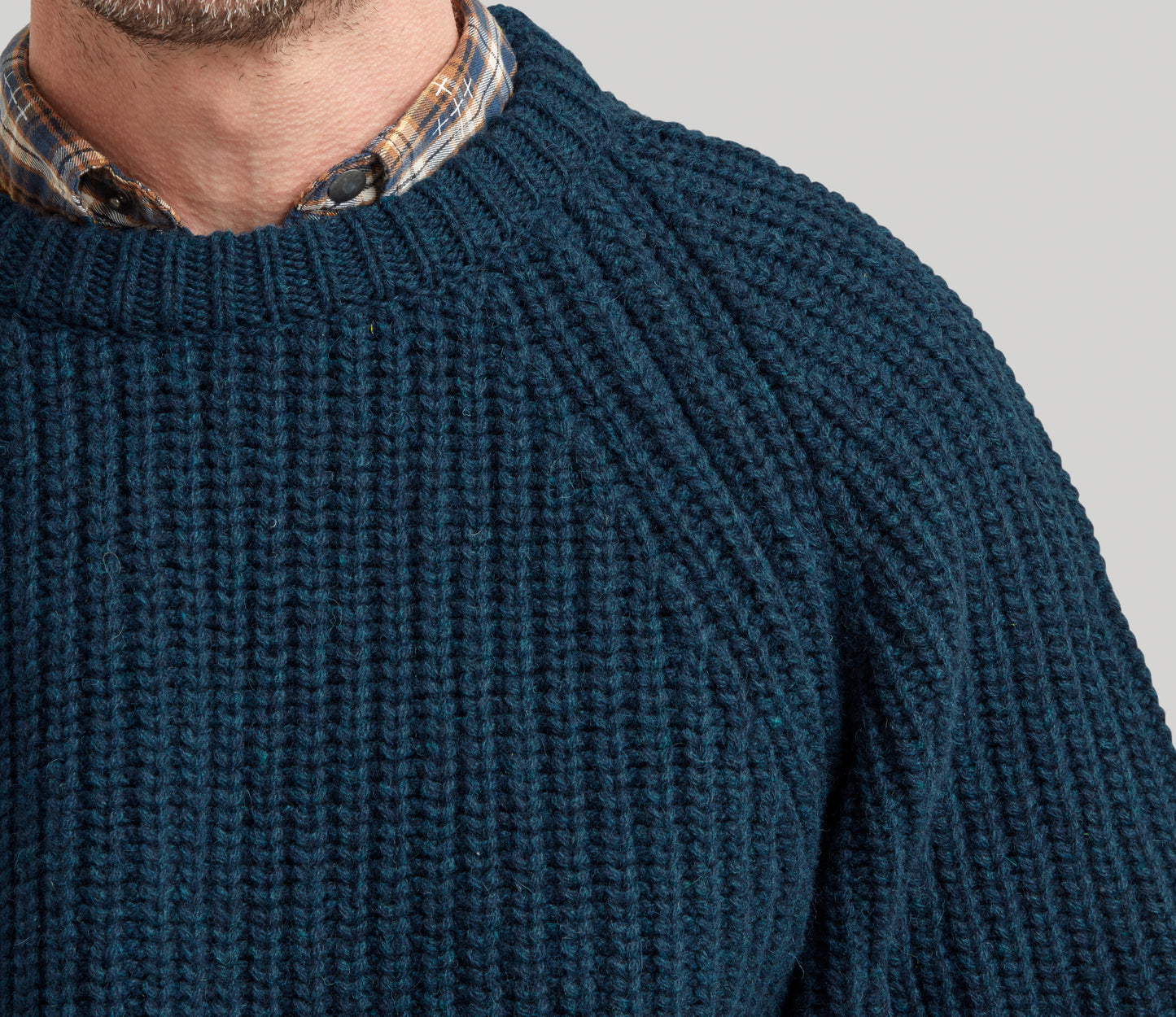 Chunky Wool Fisherman Crew Neck Jumper in Petrol