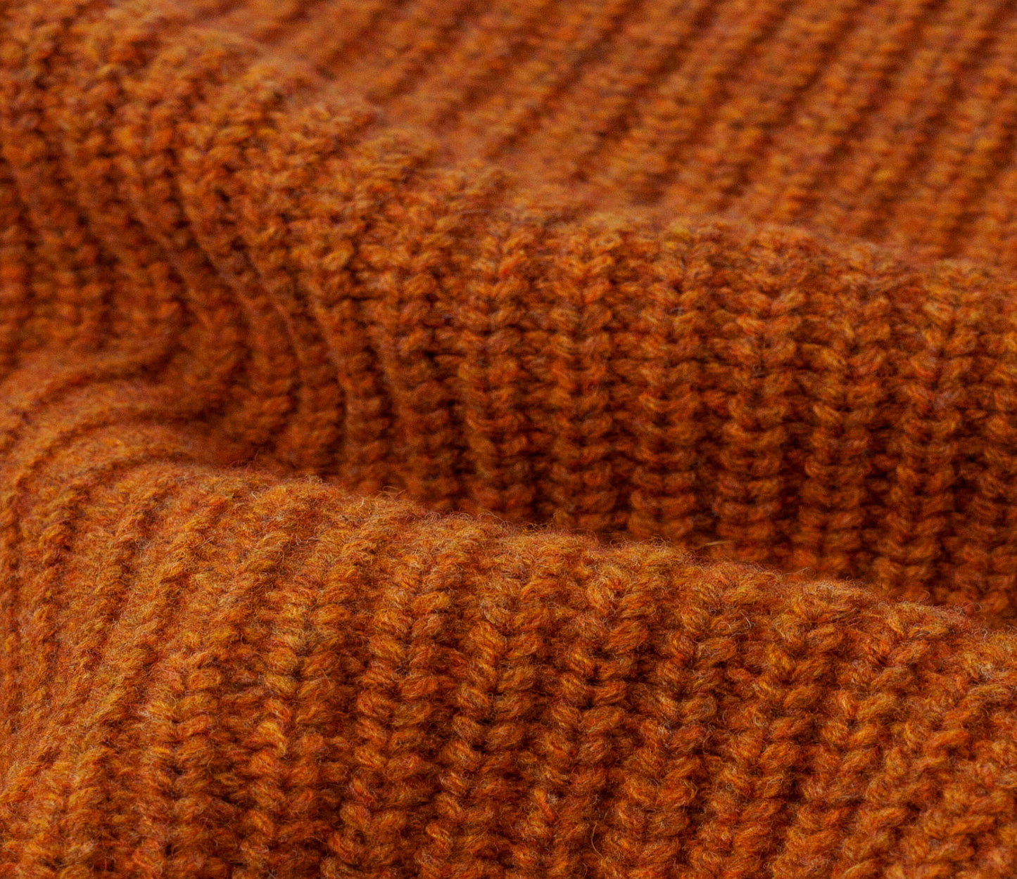 Chunky Wool Fisherman Crew Neck Jumper in Rust