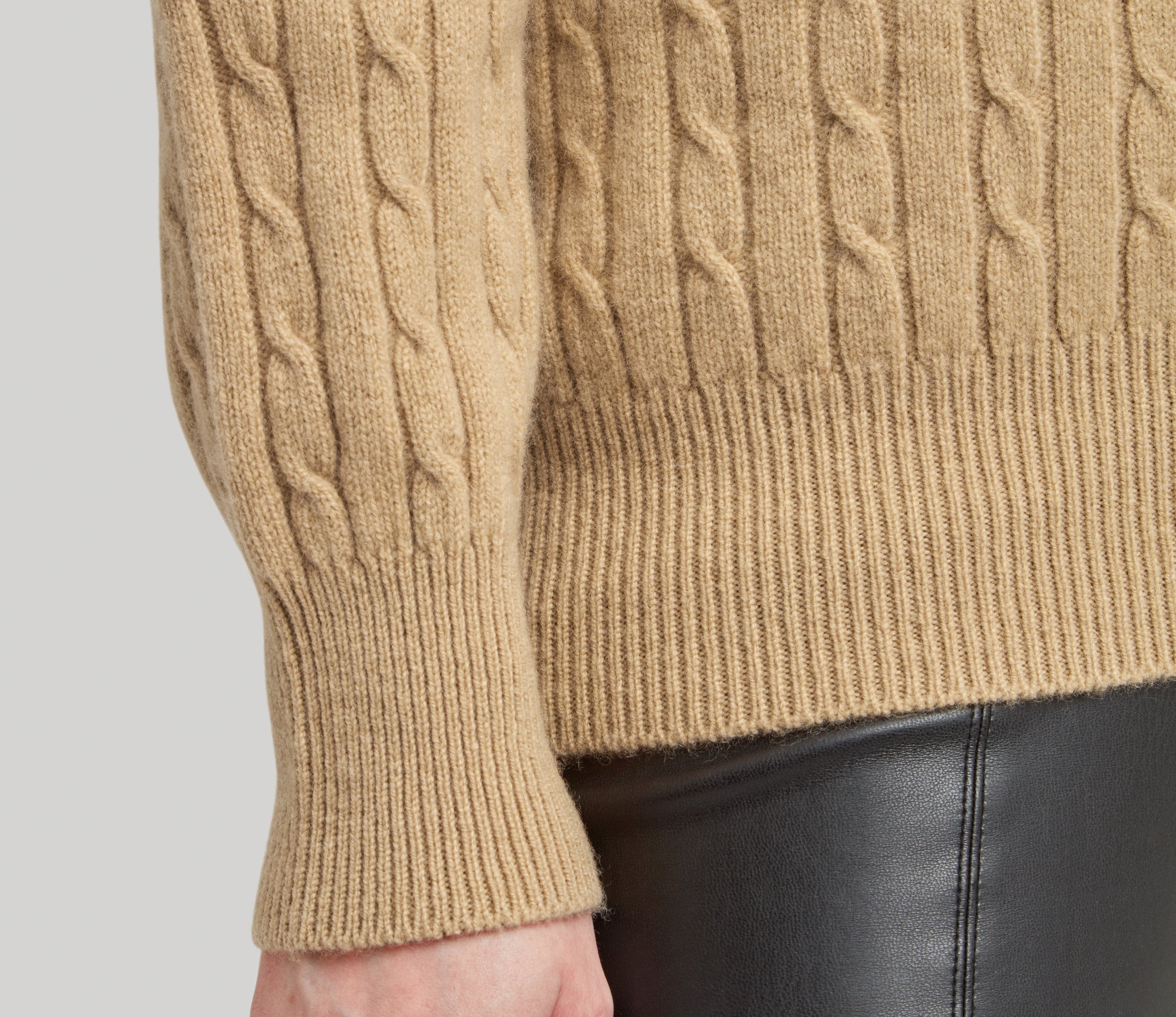 Geelong Lambswool Cable Crew Neck Jumper in Camel – Genuine Scottish Knits