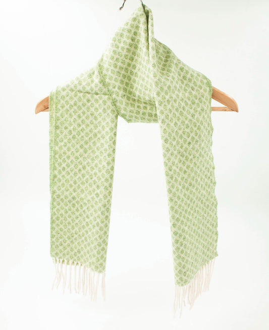 Diamond Cashmere Geelong Scarf in Celadon