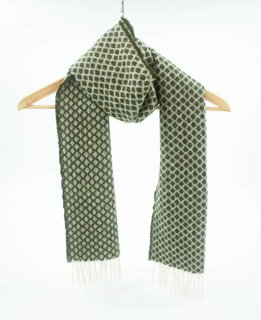 Diamond Cashmere Geelong Scarf in Dark Oak