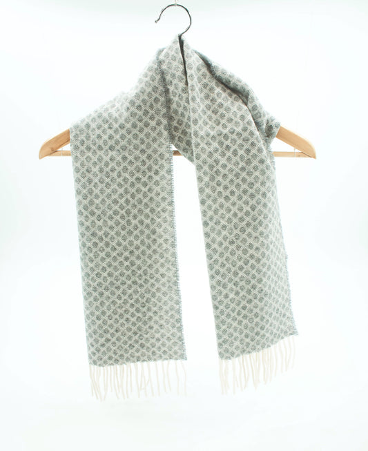 Diamond Cashmere Geelong Scarf in Flannel