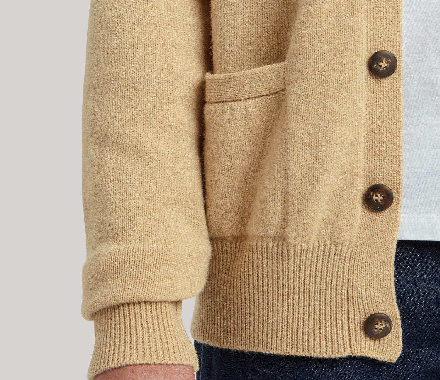 Lambswool Cardigan in Oatmeal