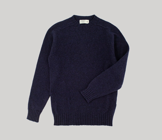 Saddle Shoulder Shetland Crew Neck Jumper in Navy