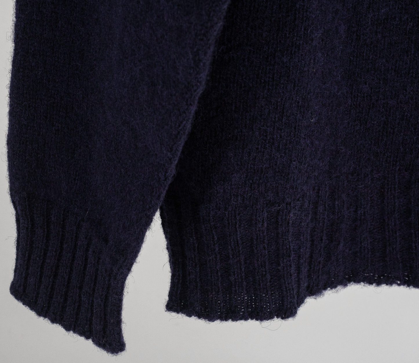 Saddle Shoulder Shetland Crew Neck Jumper in Navy