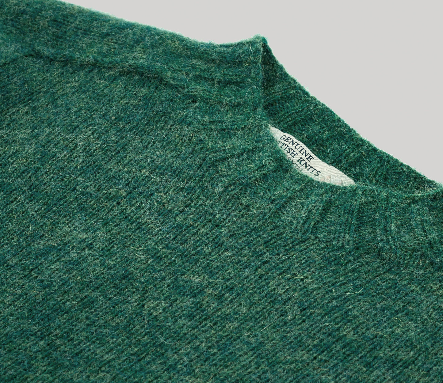 Saddle Shoulder Shetland Crew Neck Jumper in Seaweed