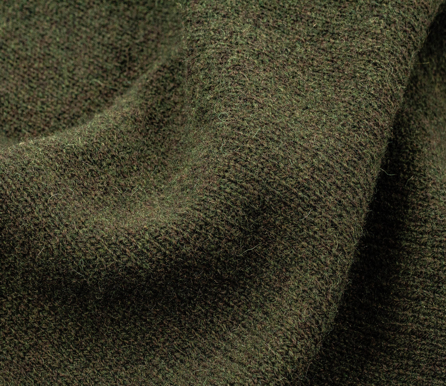 Modern Fit Shetland Crew Neck Jumper in Dark Olive