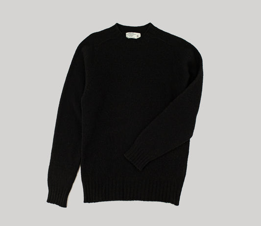 Saddle Shoulder Shetland Crew Neck Jumper in Black