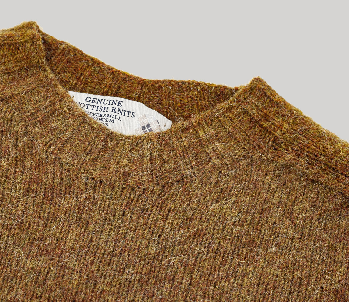 Saddle Shoulder Shetland Crew Neck Jumper in Straw